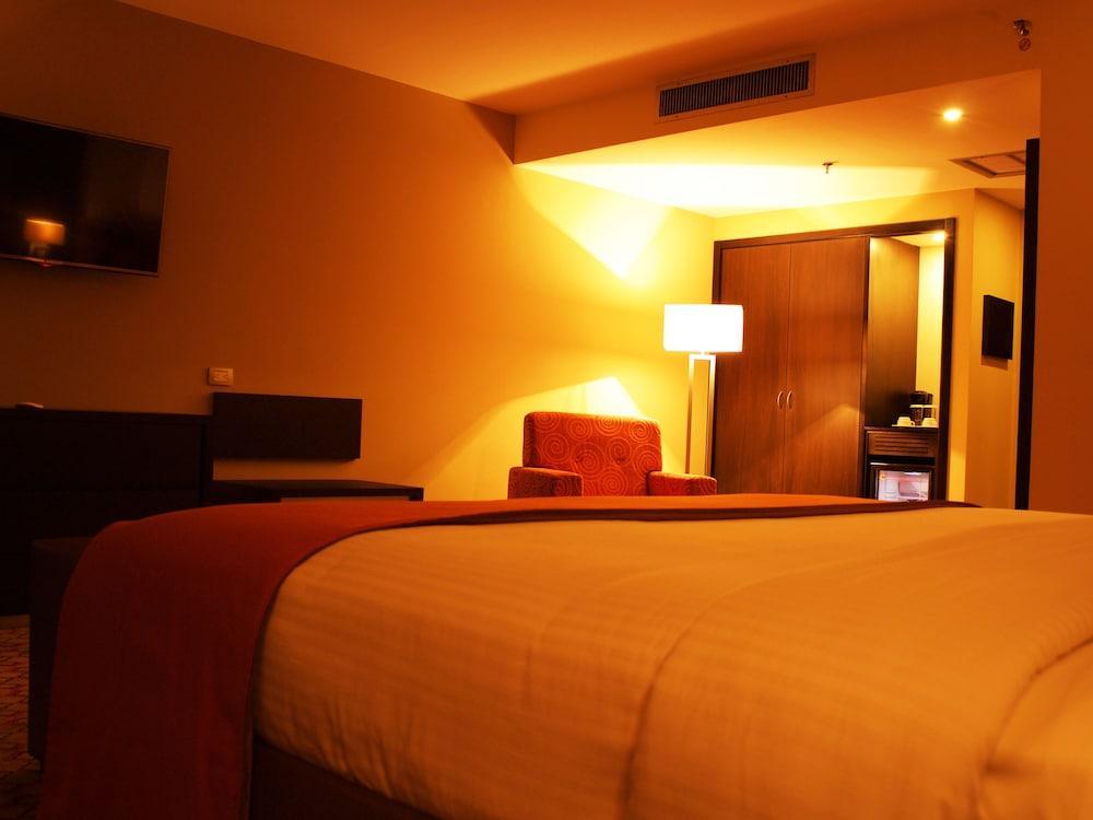 Waldorf Hotel 卡拉卡斯 外观 照片