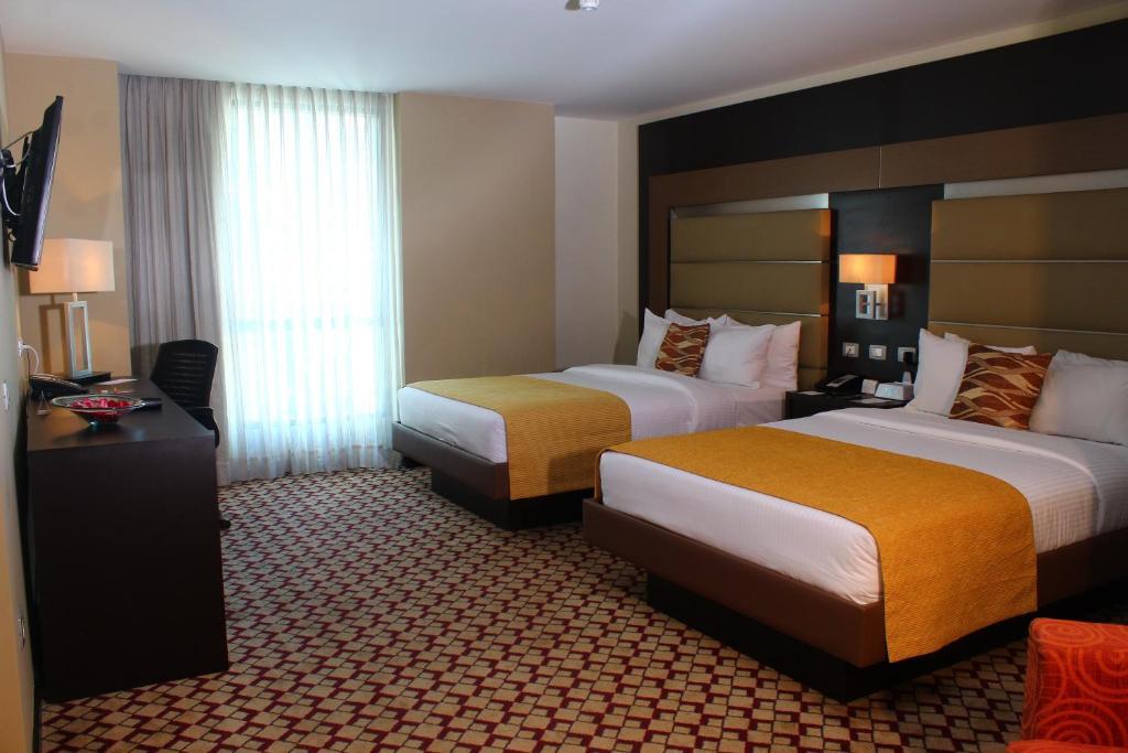 Waldorf Hotel 卡拉卡斯 外观 照片