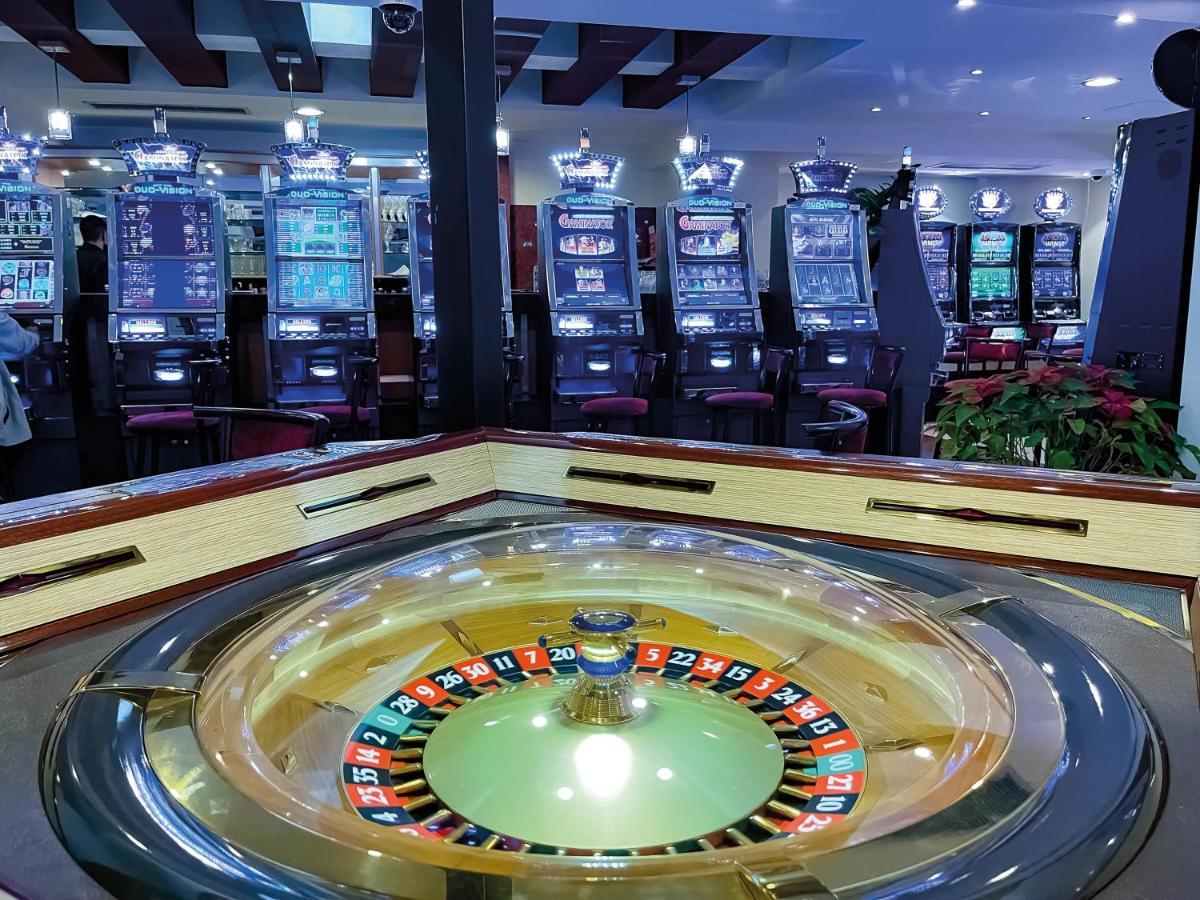Waldorf Hotel 卡拉卡斯 外观 照片